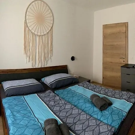 شقة Zentrumsnahes Mit Meerblick, Terrasse كرك