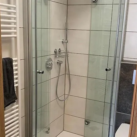 شقة Zentrumsnahes Mit Meerblick, Terrasse *