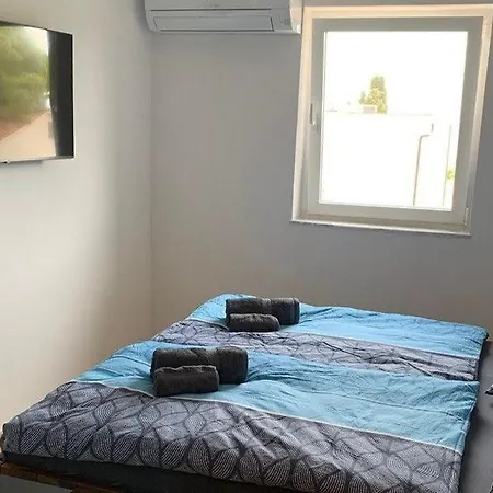 Zentrumsnahes Mit Meerblick, Terrasse *