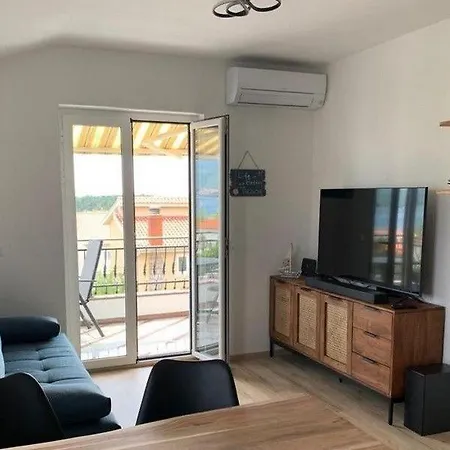 Zentrumsnahes Mit Meerblick, Terrasse شقة كرك